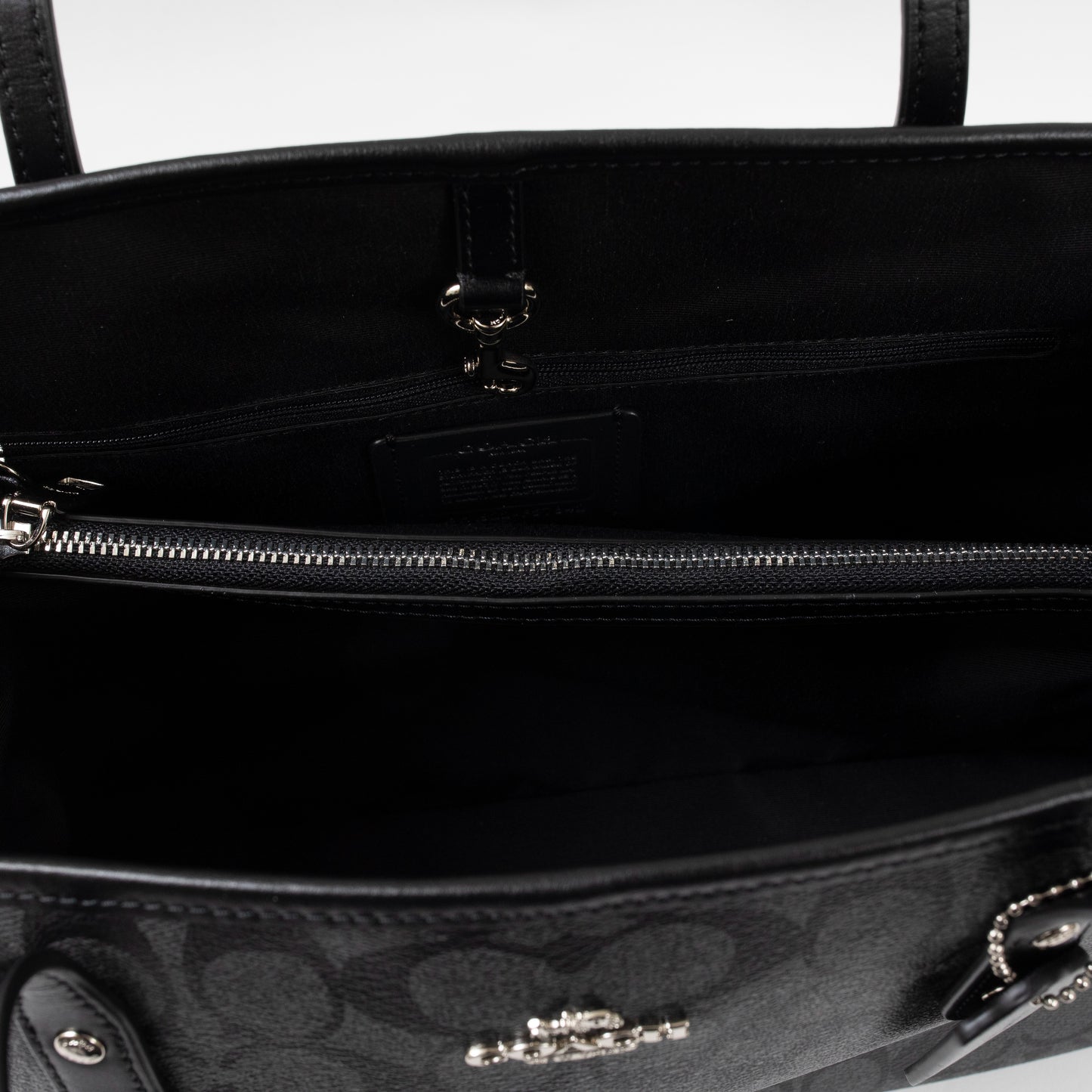 Coach Pre-Loved City Tote in Signature Canvas