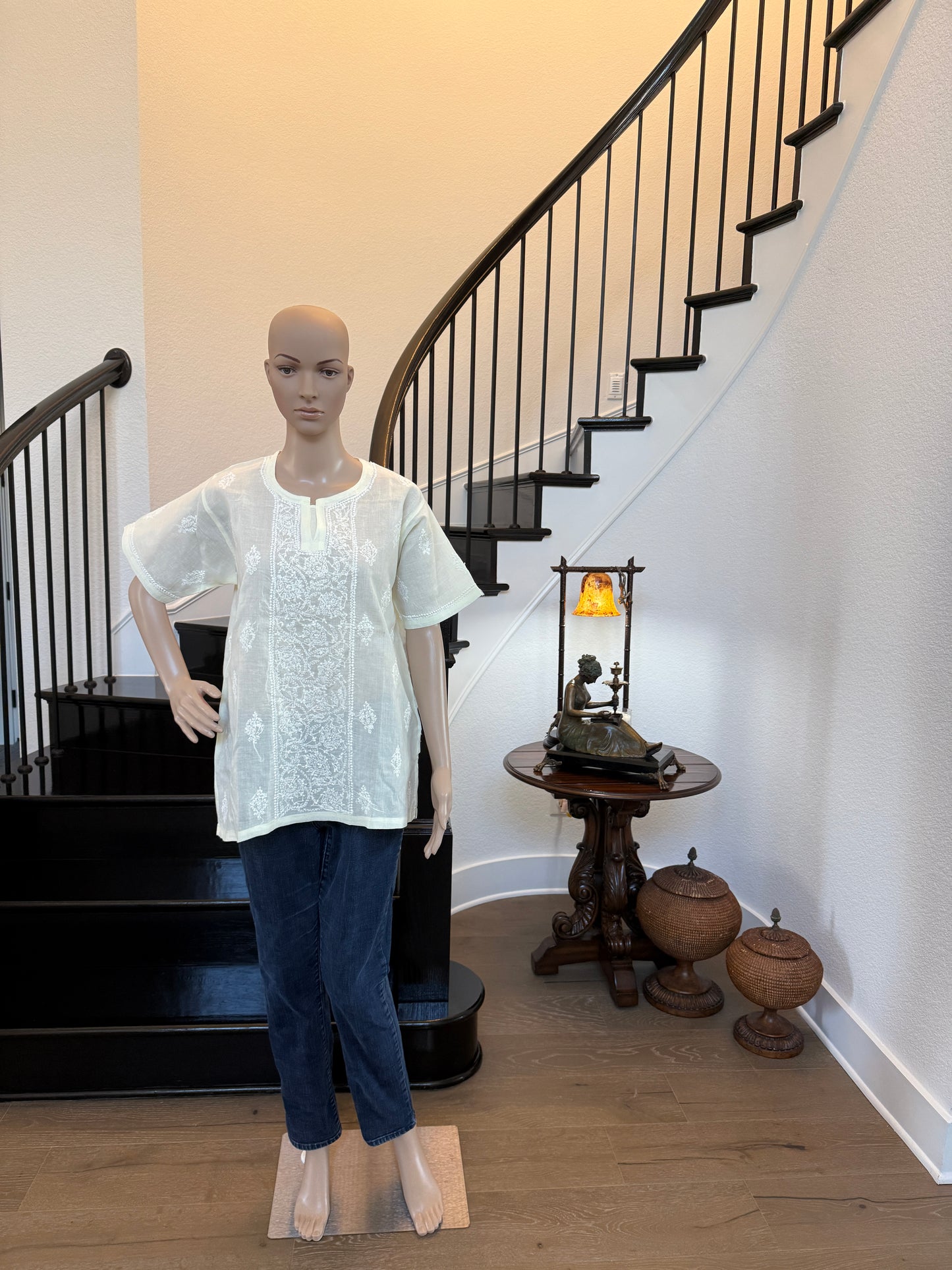 Noor-e-Chikan – Cream Chikankari Kurta | A Glow of Tradition