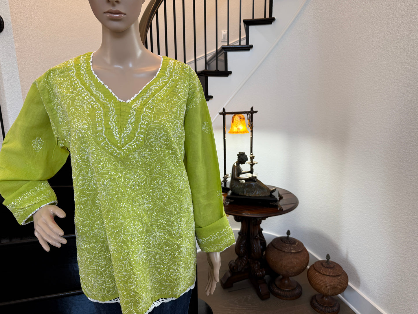 Zaitun β Olive Green Chikankari Kurta | A Touch of Nature πΏ