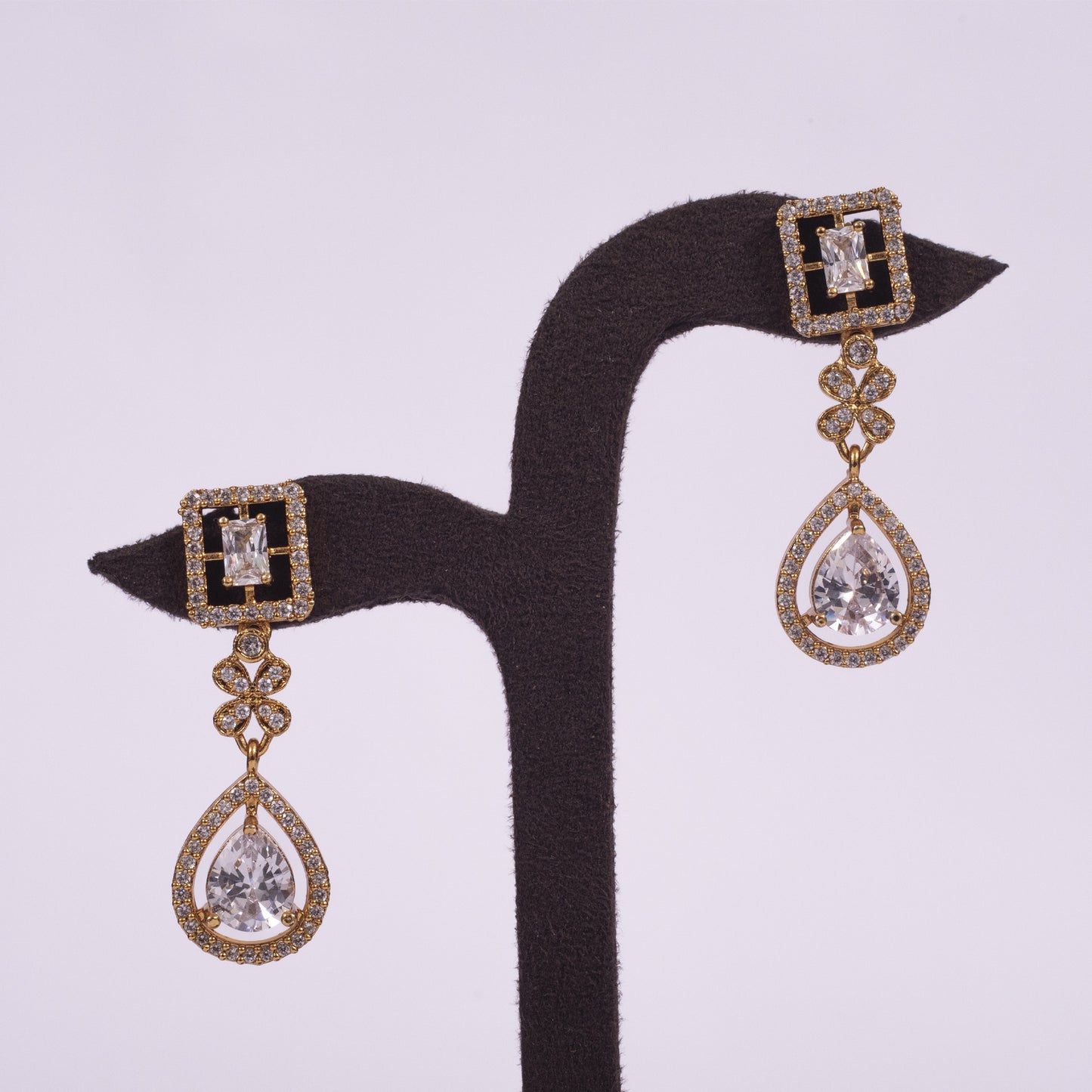 Royal Elegance American Diamond Choker Set