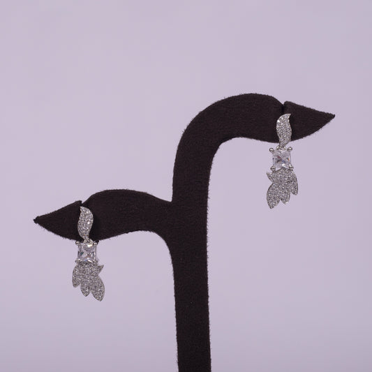 Midnight Frost Elegance Necklace