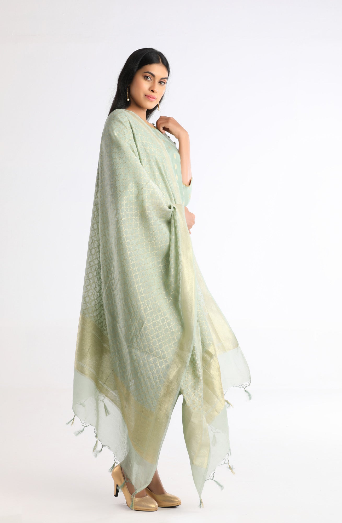 Pihu Pastel Green Cotton Silk Kurta