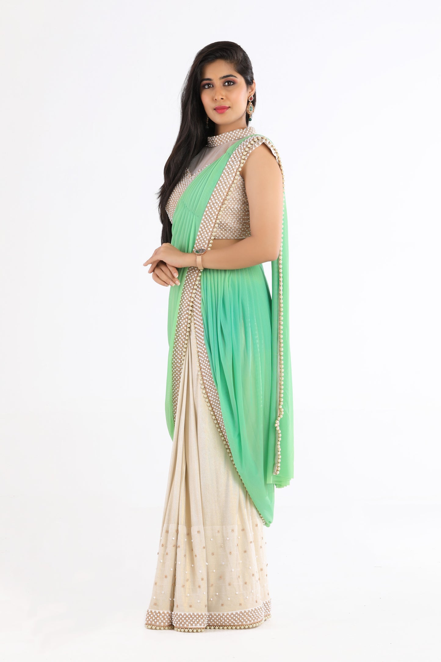 Zelina White and Green Saree