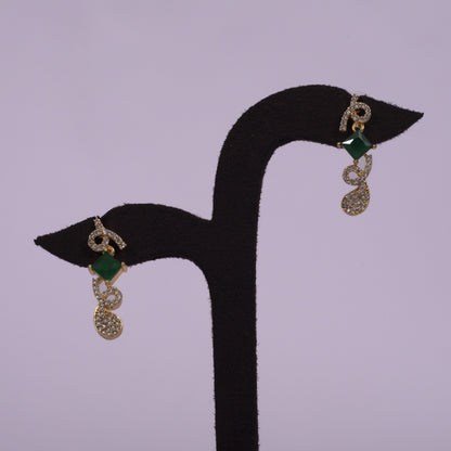 Emerald Elegance: Timeless Gold & American Diamond Set