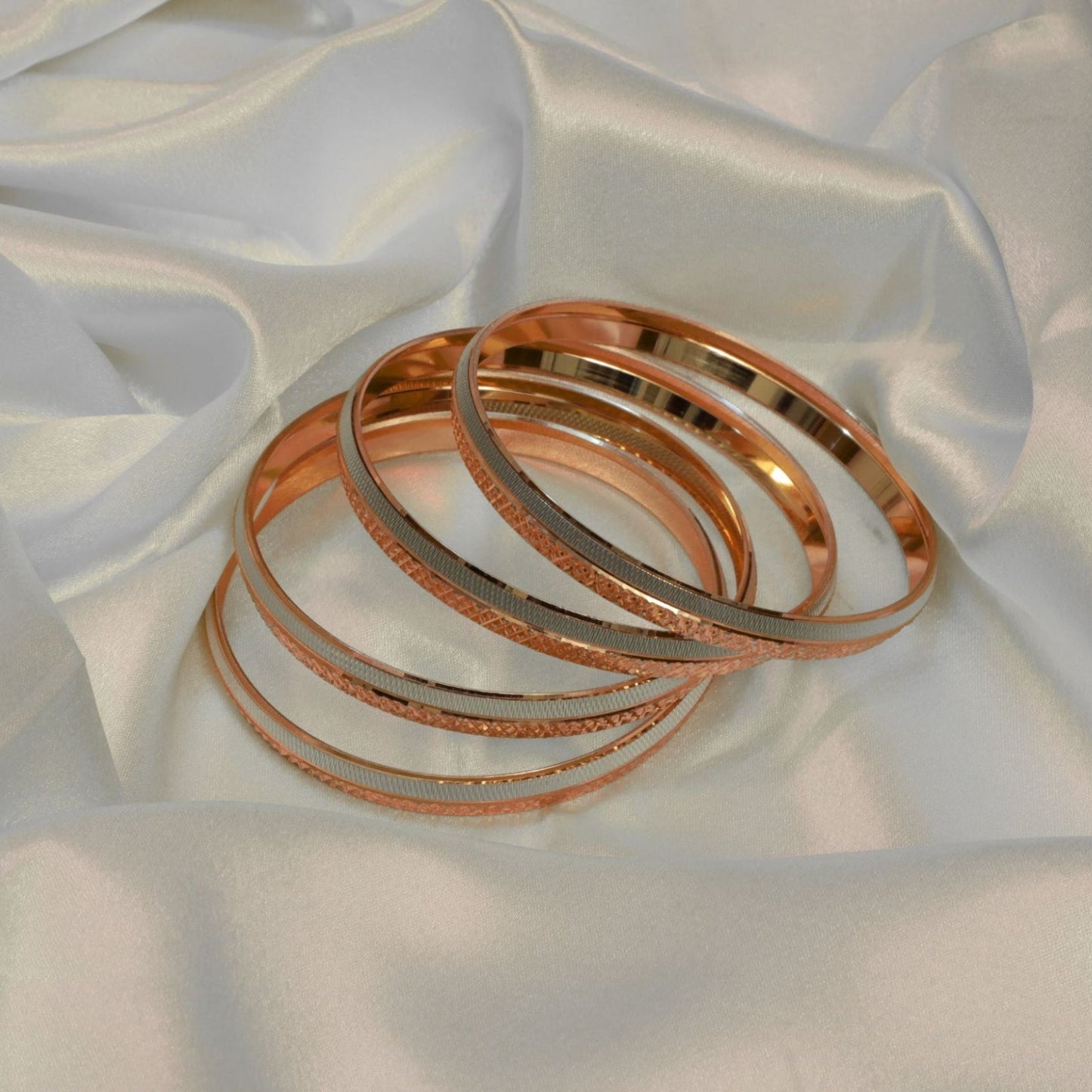 Rana Handcrafted Kada Bracelet brass gold plated (1 pc)