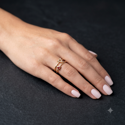 Elite Geometric Dual-Triangle Ring