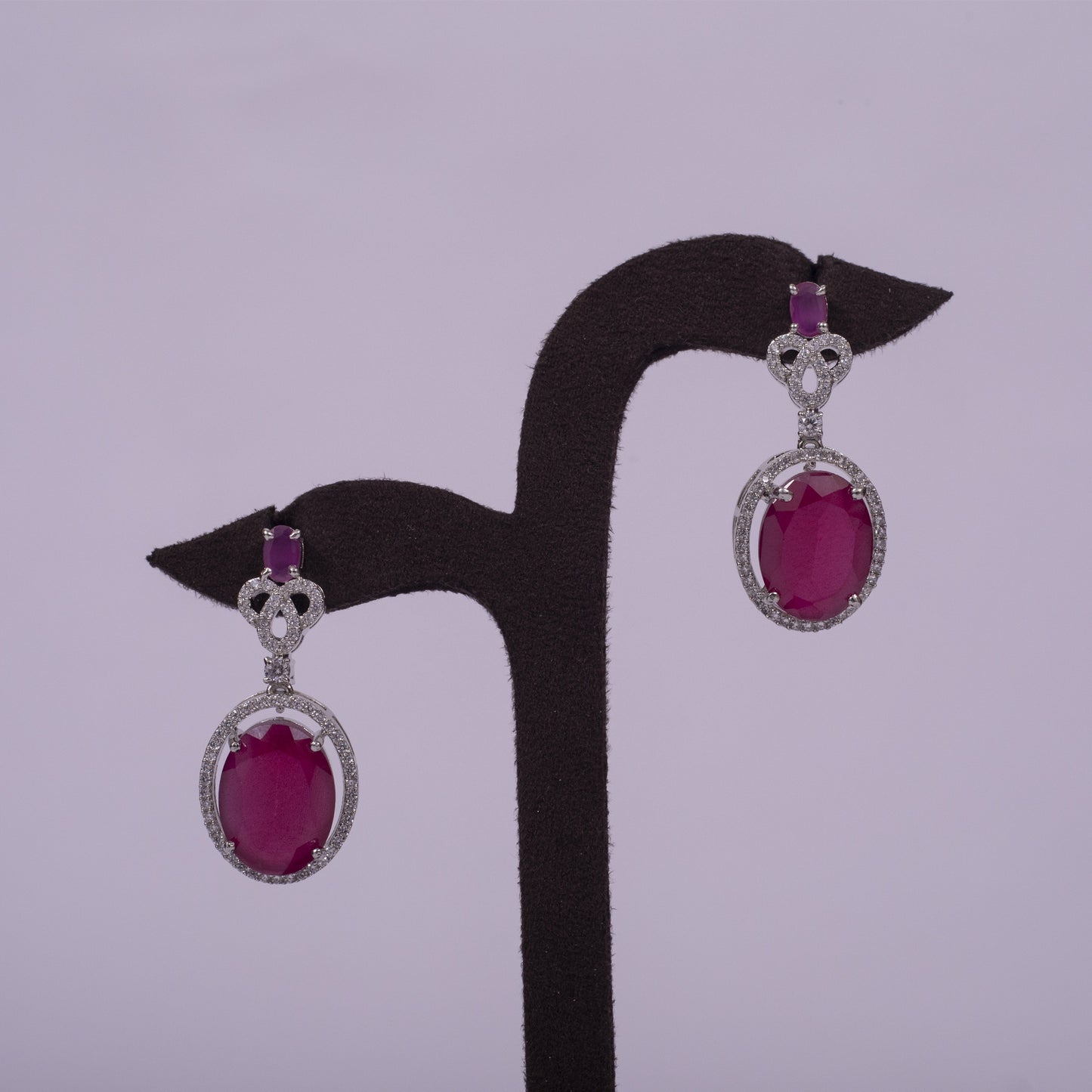 Crimson Royalty Oval Pendant Set