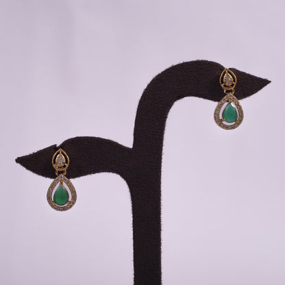 Emerald Green Elegance Handcrafted Jewelry Suite