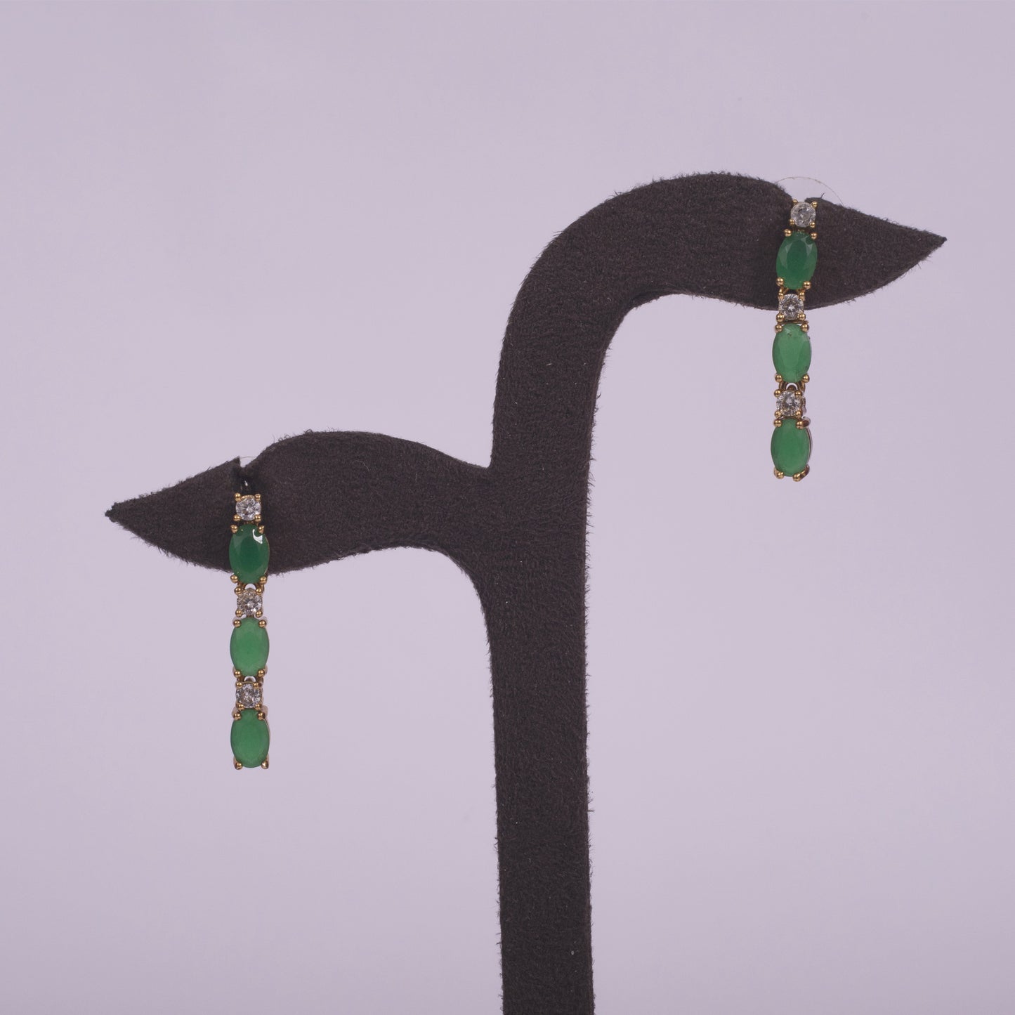 Radiant Emerald-Green Delicate Necklace and Earring Set