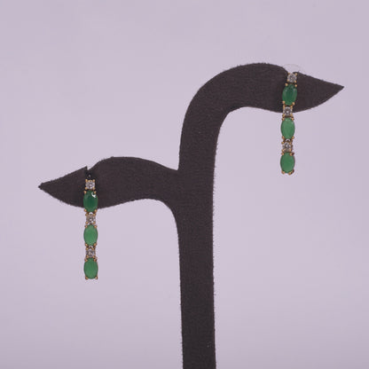 Radiant Emerald-Green Delicate Necklace and Earring Set