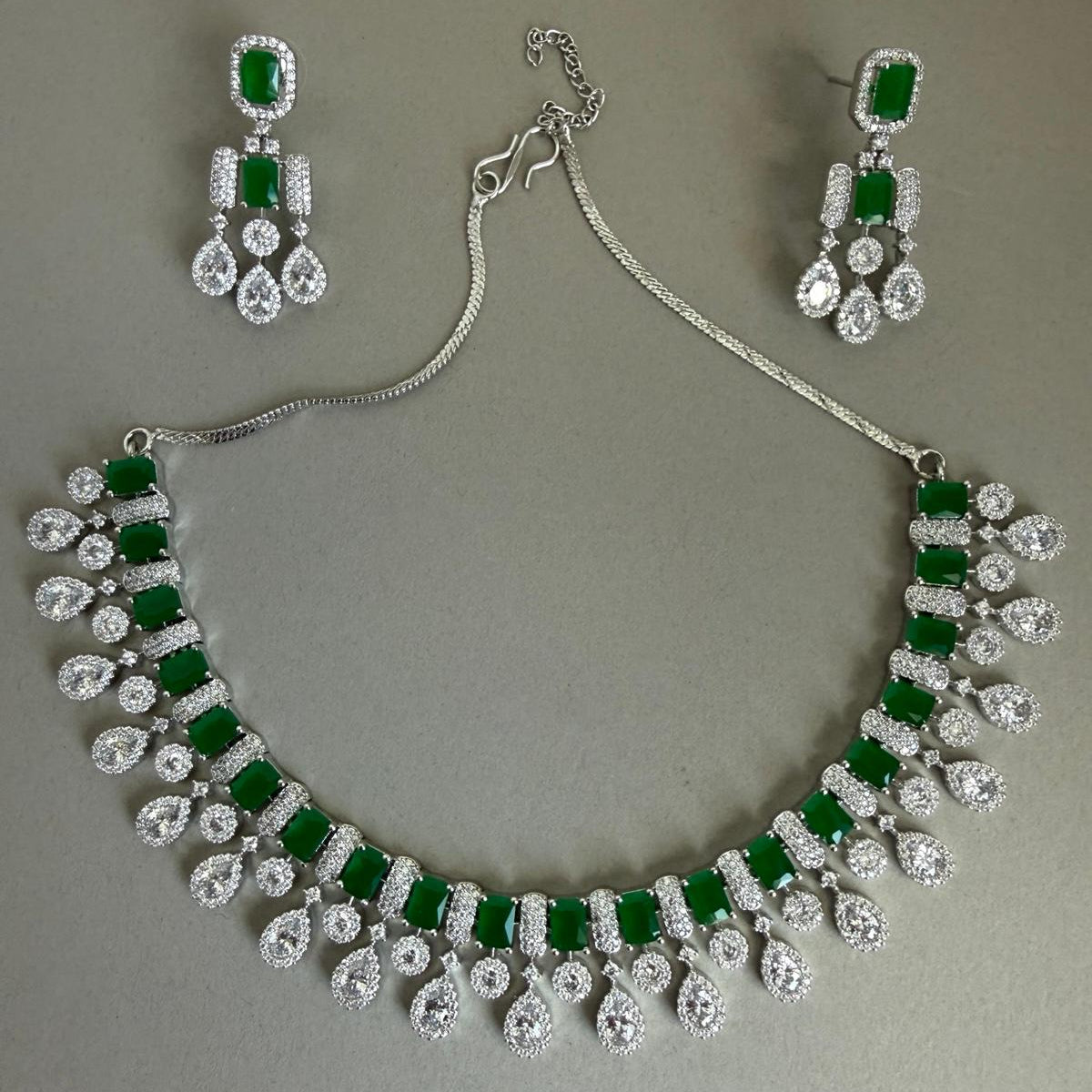 Ishani Emerald Green Statement Necklace & Earrings Set