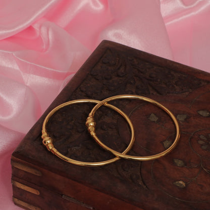 Ava Handcrafted Chic Gold tone bracelet