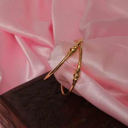 Ava Handcrafted Chic Gold tone bracelet