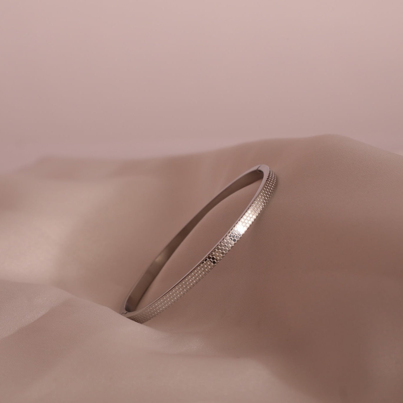 Maya silver toned honeycomb bangle