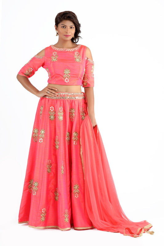 Namita Coral & Zari Mehendi Set